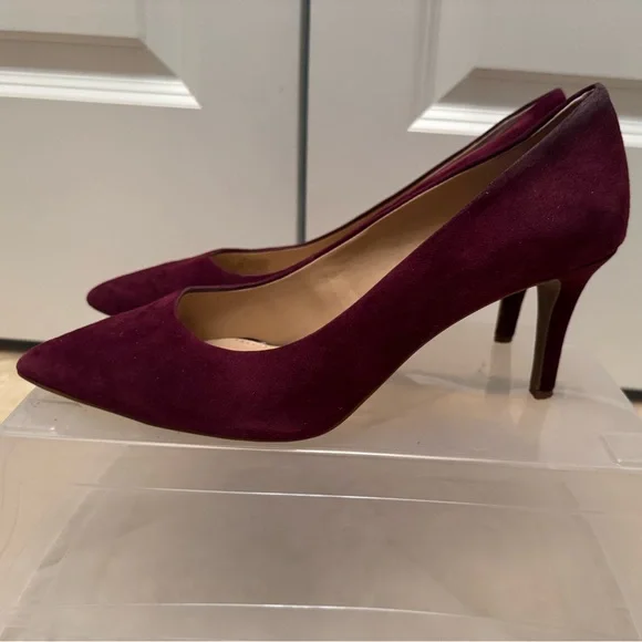 Gianni Bini Burgundy, Suede Heels - Picture 2 of 6